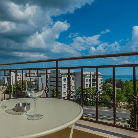 Private Apartment In Cypress Complex 15 Varna Eksteriør bilde